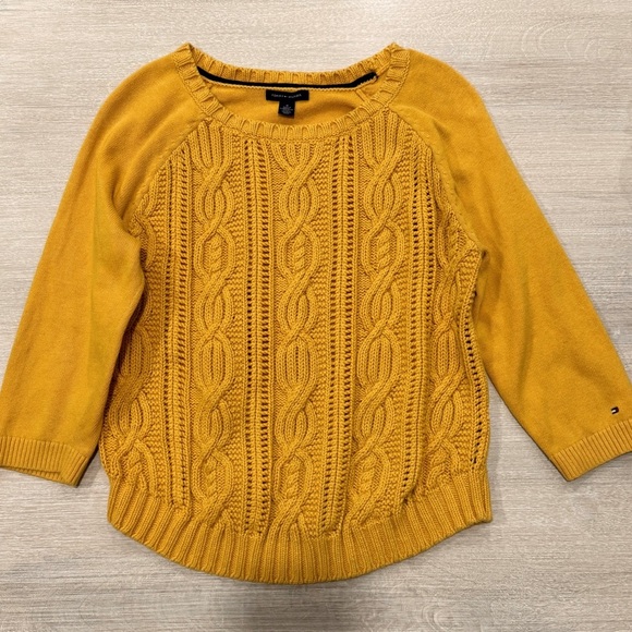 Tommy Hilfiger 100% cotton Mustard Yellow/Gold Cable Knit Sweater - Picture 3 of 7